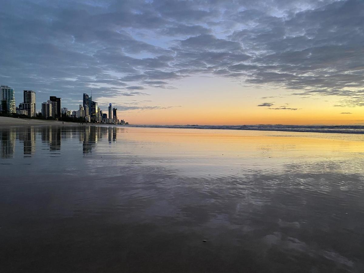 Koko Luxury Apartment In Broadbeach Gold Coast Eksteriør billede
